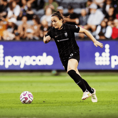 Quick Kicks with Angel City FC Defender Megan Reid - Q30