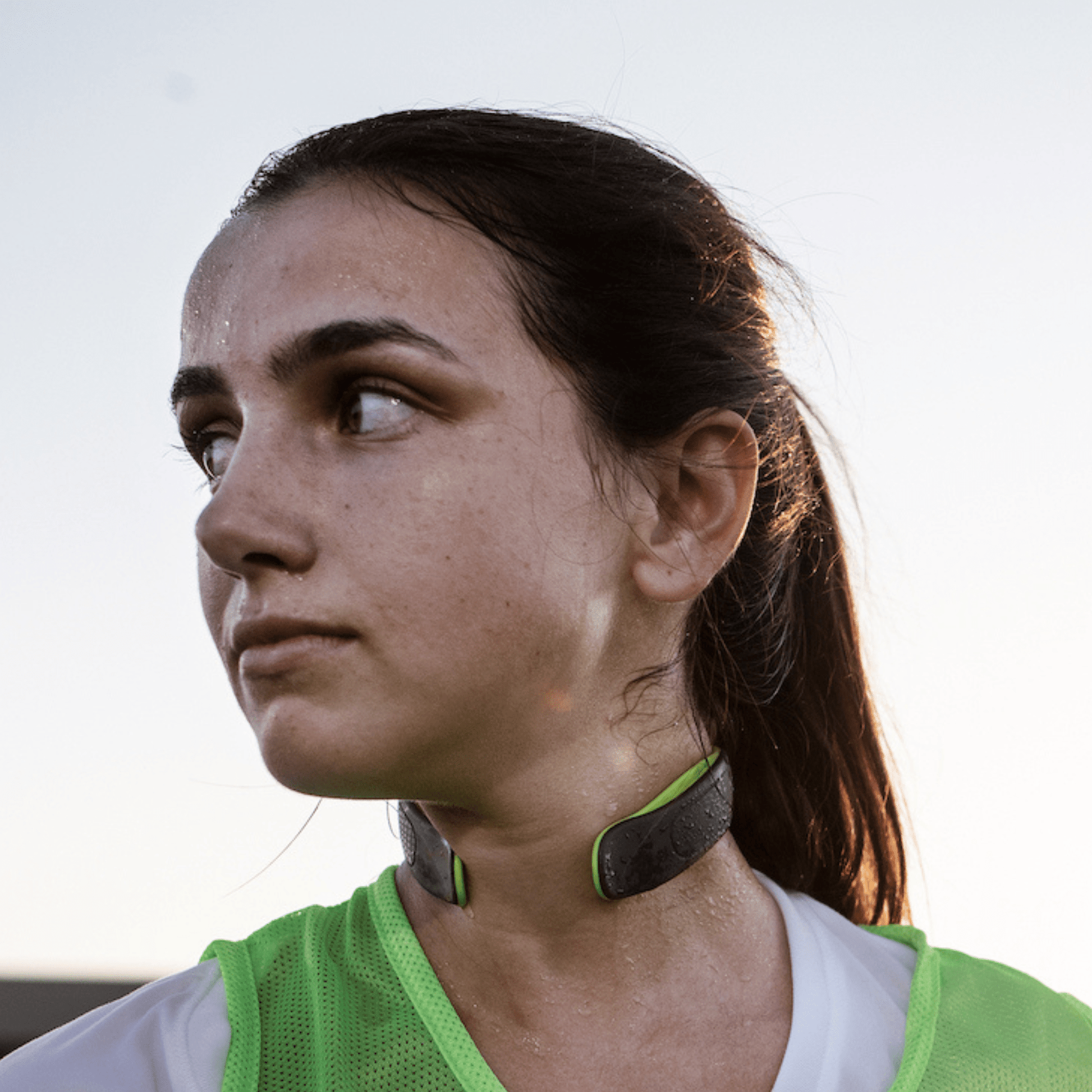 QCollar Helps Protect Athletes From Brain Injury Q30